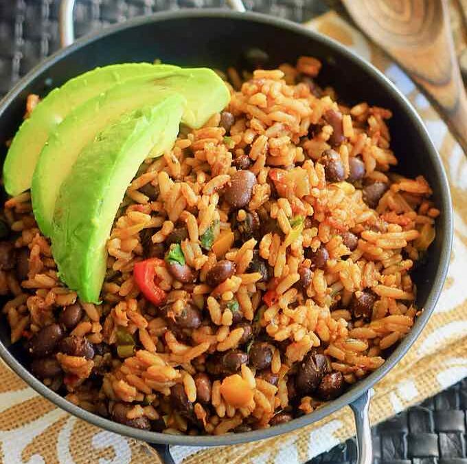 Moros y Cristianos (Black Beans and Rice)